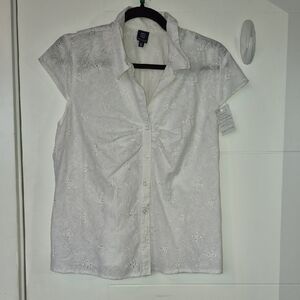 Reitmans White Eyelet Gathered-Front Cap Sleeve Blouse